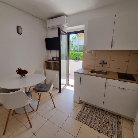 Apartment Marina Porat  Bagian luar foto