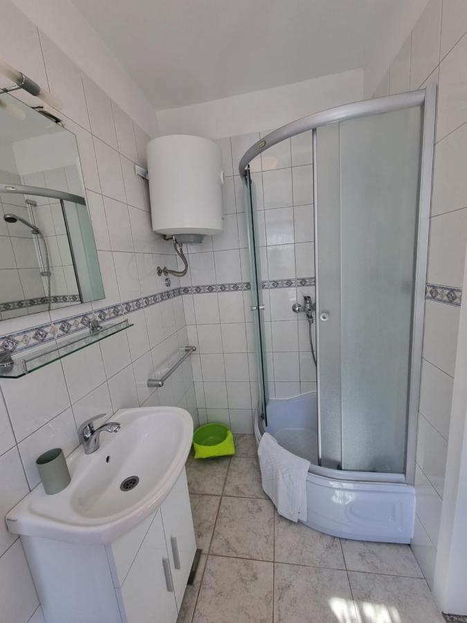 Apartment Marina Porat  Bagian luar foto