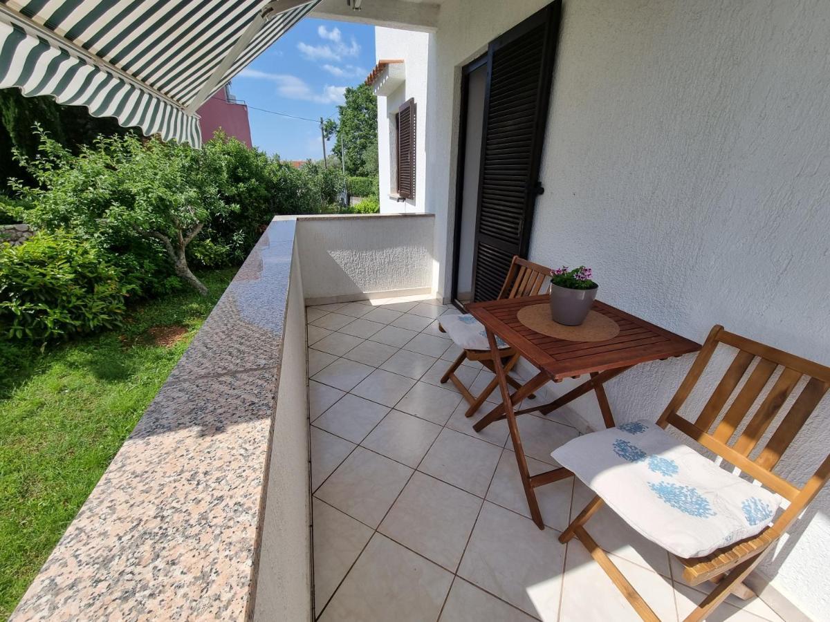 Apartment Marina Porat  Bagian luar foto